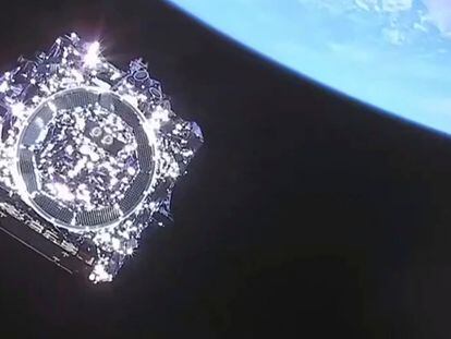 Imagen de la separación del telescopio espacial 'James Webb' de su cohete, el pasado día 25.