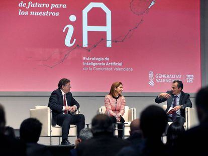 De izquierda a derecha, Ximo Puig, Nuria Oliver y Pedro Duque, en la presentación en el Museo de las Ciencias de Valencia de la Estrategia de la IA. 