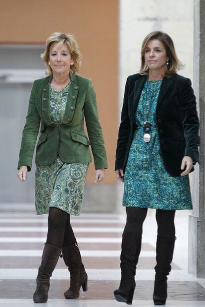 La presidenta regional, Esperanza Aguirre, con la alcaldesa de la capital, Ana Botella.