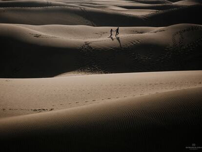 Sesión de fotos nupciales en Maspalomas (Gran Canaria).