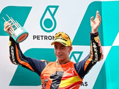 Pedro Acosta, campeón del mundo de Moto2 con un segundo puesto en el GP de Malasia.