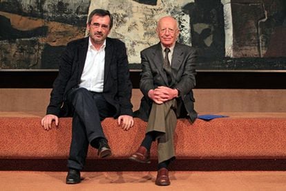 Los filósofos Manuel Cruz y Emilio Lledó, ayer en la Fundación Juan March.