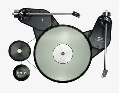 El tocadiscos Balance Belt-Drive Turntable, de Brinkmann, salió a la venta en 1985 y se reeditó en 2018.