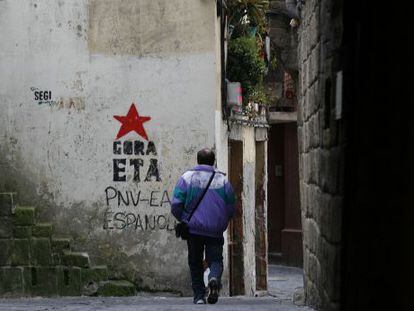 Pintada a favor de ETA en una calle de Pasaia, en 2008.