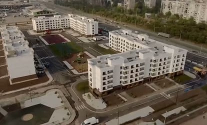 Vista aérea de los pisos construidos por Rusia en la calle Kuprina el pasado mes de septiembre. Fuente: News of Donbass.