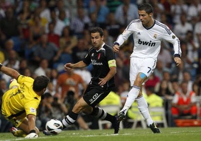 Ronaldo marca su segundo gol.