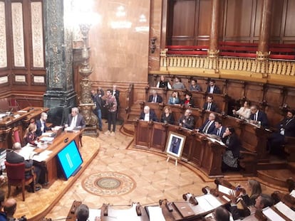 Salón de plenos del Ayuntamiento de Barcelona, en una sesión de 2019.