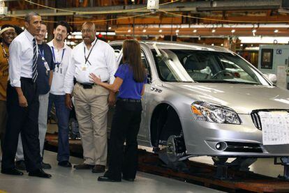 El presidente Obama visita una fábrica de General Motors en Hamtramck (Michigan).