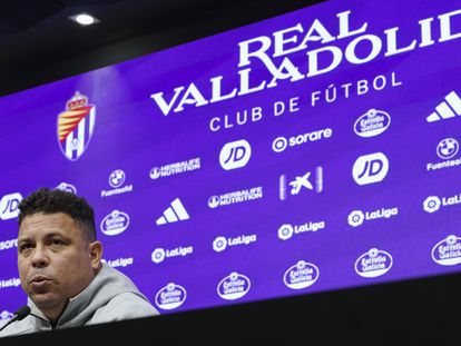 El presidente del Real Valladolid, Ronaldo, comparece en rueda de prensa el pasado lunes.