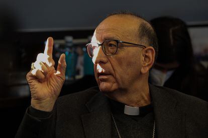 El presidente de la Conferencia Episcopal, Juan José Omella, durante la rueda de prensa este martes en Madrid.