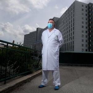 24/04/20. (DVD 998). Agustin Utrilla, director medico del Hospital Ramon y Cajal. Jaime Villanueva.