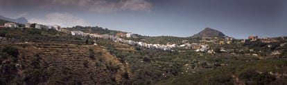 Vista panorámica de Tàrbena y la comarca de la Marina (Alicante)