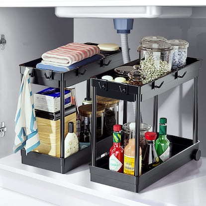 Seleccionamos una variedad de organizadores para utilizar bajo el fregadero. AMAZON.