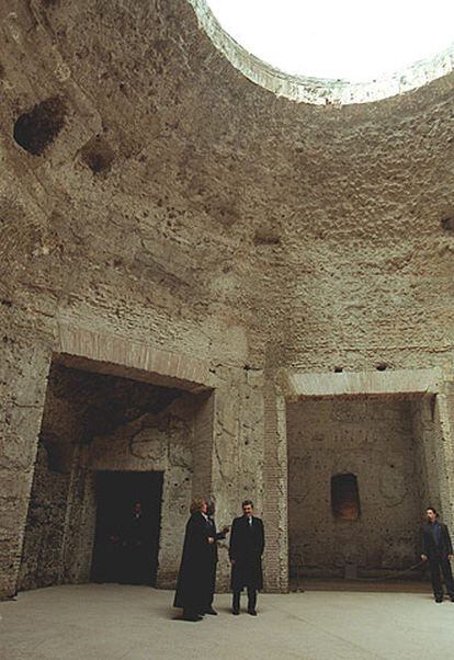 Entrada al edificio de la Domus Aurea.