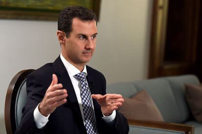 El Asad, durante un momento de la entrevista este sábado en Damasco.