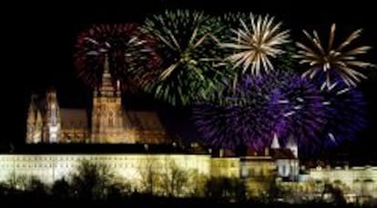 En Praga, los fuegos artificiales se lanzan el 1 de enero a las 6 de la tarde.