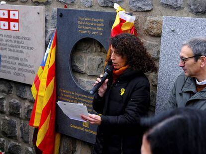 La directora general de Memoria Democrática de la Generalitat, Gemma Domènech, durante su discurso este domingo en un homenaje de la Generalitat en Mauthausen.