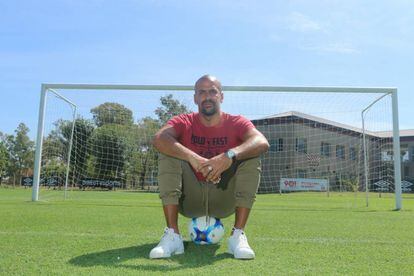 Jan Sebastián Verón en el predio donde entrena Estudiantes de La Plata, tras la entrevista con EL PAÍS.