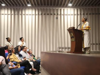 La ministra Aurora Vergara habla en la Universidad del Norte, en Barranquilla (Colombia), el 8 de junio.