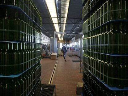 Almacén de botellas de vino de una bodega de Castilla-La Mancha.