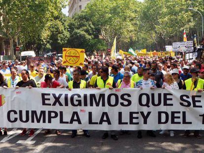 Manifestación de taxistas en Barcelona este miércoles.