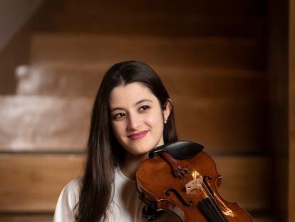La violinista María Dueñas, el jueves en el Auditorio Nacional de Música.