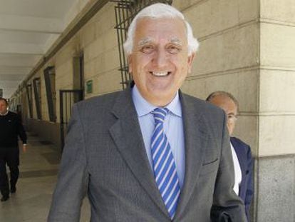El expresidente de la CEA Santiago Herrero, en los juzgados el pasado abril.