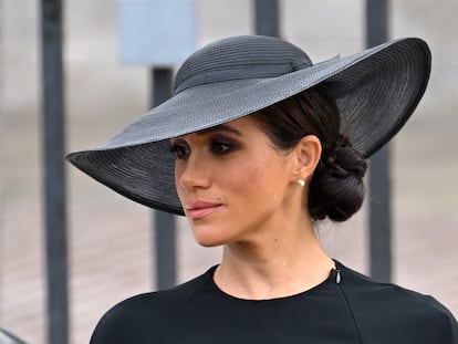 Meghan Markle, duquesa de Sussex durante el funeral de estado de la reina Isabel II en la Abadía de Westminster el 19 de septiembre de 2022 en Londres, Inglaterra