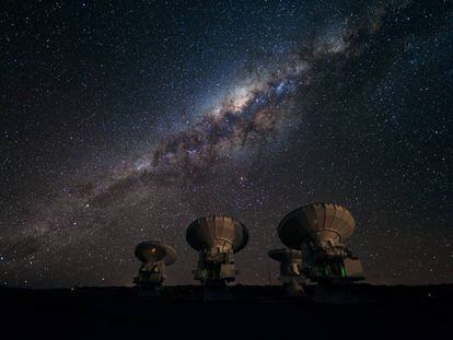 Antenas del telescopio ALMA, en Chile