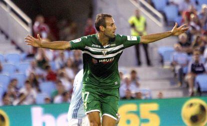 Victor Diaz celebra el primer gol del Leganés en la máxima categoría.