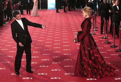 Antonio Banderas y Melanie Griffith, en la alfombra roja de los Goya