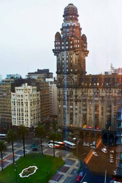 “Montevideo nos pareció una de las ciudades más seguras del mundo”, afirma el autor del reportaje sobre la capital de Uruguay. “Al menos, como Madrid, Barcelona o cualquier otra ciudad europea”.