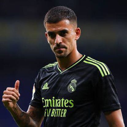 BARCELONA, SPAIN - AUGUST 28: Dani Ceballos of Real Madrid gestures during the LaLiga Santander match between RCD Espanyol and Real Madrid CF at Power8 Stadium on August 28, 2022 in Barcelona, Spain. (Photo by Eric Alonso/Getty Images)