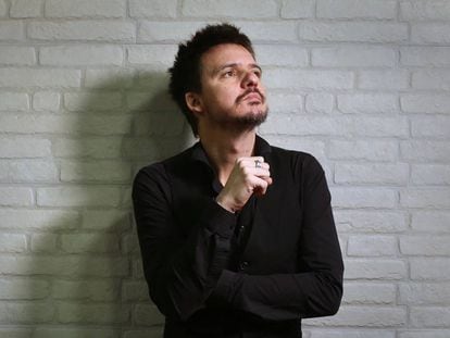 El musico y cantante Coque Malla durante la entrevista, en Madrid.