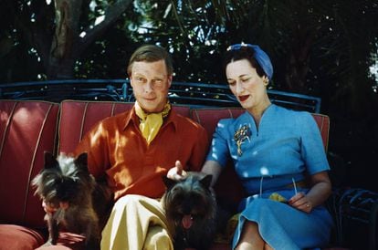 Los duques de Windsor, Eduardo VIII y Wallis Simpson, en una imagen de los a&ntilde;os 40. 
