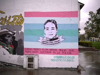 Un mural conmemorativo de Carlos Torres, en la Universidad Nacional de Colombia en Bogotá.