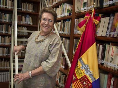 Carmen Tagüeña, presidenta del Ateneo Español, en la biblioteca de la entidad, en una imagen de 2014.