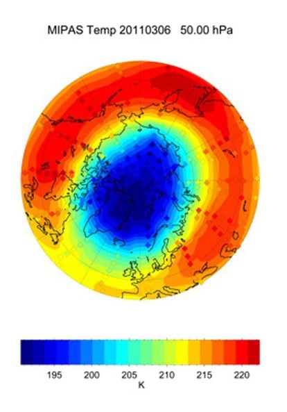 Datos de satélite de la capa de ozono ártica el pasado 6 de marzo, cuando comenzó su disminución.