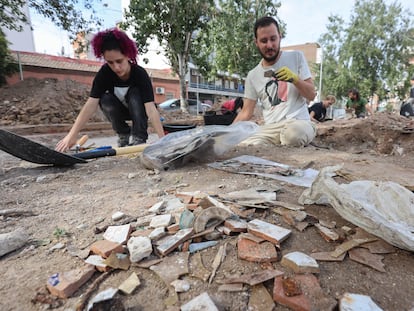 Excavación arqueológica en el solar de la calle de Peironcely (Vallecas) donde se levantaron chabolas tras los bombardeos de la Guerra Civil.