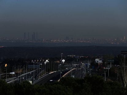 Vista de Madrid con una boina de polución.