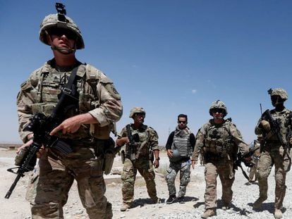 Militares estadounidenses patrullan en Afganistán, en agosto. 