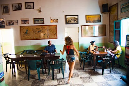 El interior de Fonda Pepe, en Sant Ferran de ses Roques.
