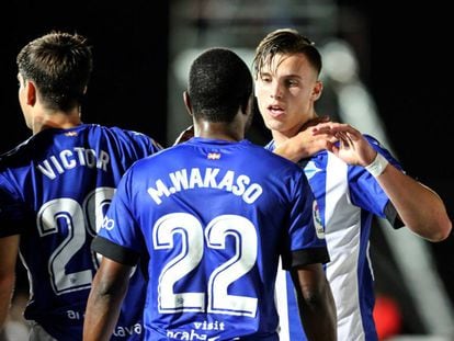 Demirovic celebra su gol al Formentera.