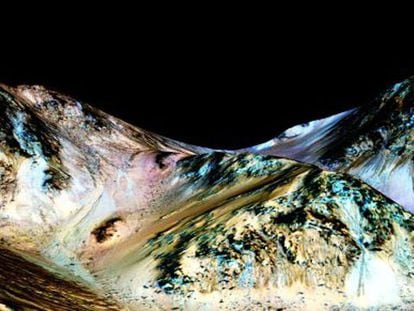 La NASA halla nuevas pruebas de agua líquida en Marte