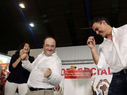 Unos estaban juntos por el sí, otros revueltos por el no. El PSOE, eso sí, siempre halla una tercera vía: juntos por el ritmo. Iceta y Sánchez bailan por ella.