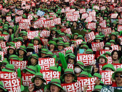Imagen de la manifestación en Seúl contra la presidenta de Corea del Sur.