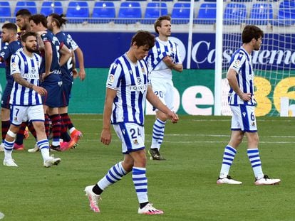 Portu, LeNormand, Monreal y Elustondo, tras encajar el gol de Sandro.