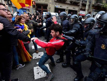 Protestas en Barcelona tras la detención en Alemania de Carles Puigdemont.