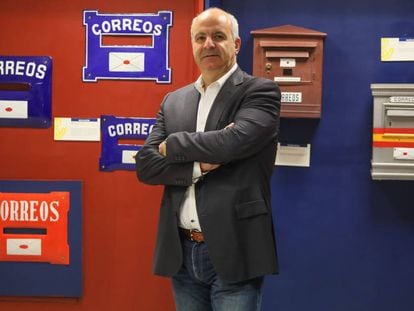Modesto Fraguas, director de Filatelia, Imagen y Marca de Correos, en el Museo Postal y Telegráfico de Madrid.