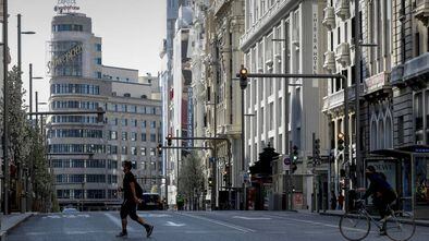 La ciudad de Madrid, prácticamente vacía ese sábado por la crisis del coronavirus.